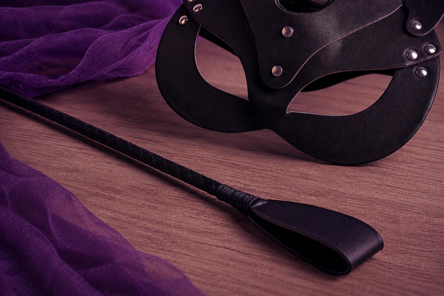Dark Tantra – masáž s prvky BDSM